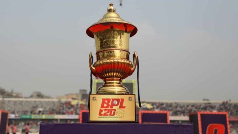 ২০০ টাকায় দেখুন বিপিএলের দুই ম্যাচ, কাল শুরু ঢাকার টিকিট বিক্রিImage