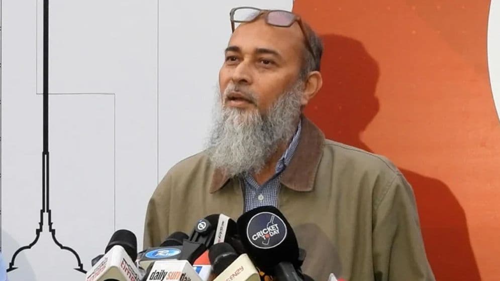 নাজমুলের বিরুদ্ধে শাস্তিমূলক ব্যবস্থা নিল বিসিবি image