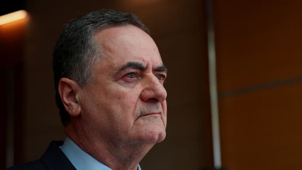 আগুন নিয়ে খেলবেন না: হিজবুল্লাহকে ইসরাইলি প্রতিরক্ষামন্ত্রী image