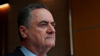 আগুন নিয়ে খেলবেন না: হিজবুল্লাহকে ইসরাইলি প্রতিরক্ষামন্ত্রী image