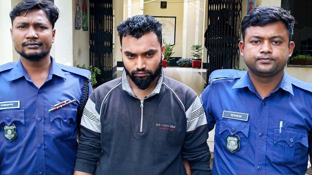 পেশাদার ইয়াবাকারবারি ফয়সাল ফের গ্রেফতার