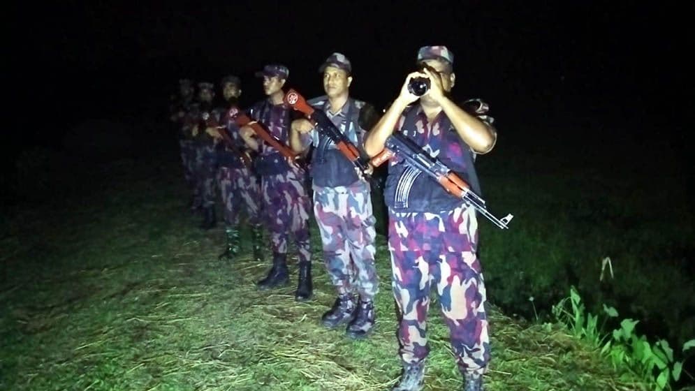 পুশইন ঠেকাতে বিজিবির নিশ্ছিদ্র টহল image