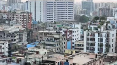 ‘ঢাকায় ৭ মাত্রার ভূমিকম্প হলে ৭২ হাজার ভবন ধসে পড়তে পারে’ image