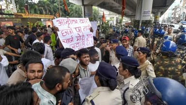 বিহারে শিক্ষার্থীদের হোস্টেল-লজে পুলিশের তল্লাশি, দিল্লিতে বন্ধ ১৭ মেট্রো স্টেশন image