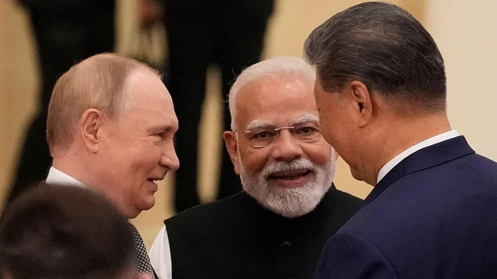 ট্রাম্পের হুমকি উড়িয়ে মোদি-পুতিন-পেজেশকিয়ানের জোরালো বার্তা image