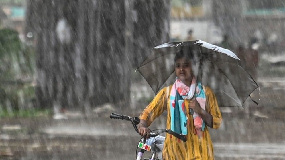 ঢাকাসহ যেসব অঞ্চলে ঝড়বৃষ্টির আভাস