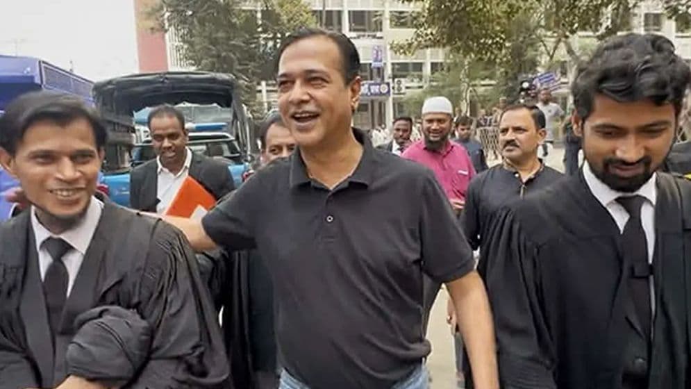 মদের মামলায় খালাস পেলেন কণ্ঠশিল্পী আসিফ আকবর