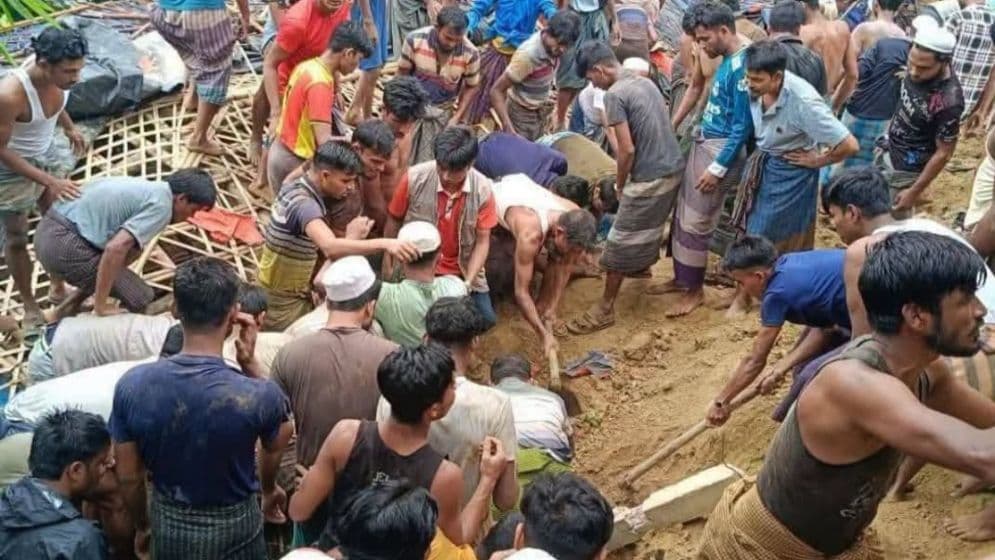 রোহিঙ্গা ক্যাম্প  পাহাড় ধসে মাটির নিচে মাদ্রাসা, নিহত বেড়ে ৮