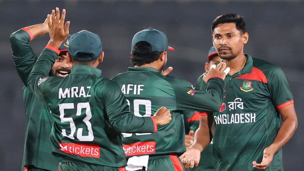 শ্বাসরুদ্ধকর লড়াইয়ে পাকিস্তানের বিরুদ্ধে বাংলাদেশের সিরিজ জয়