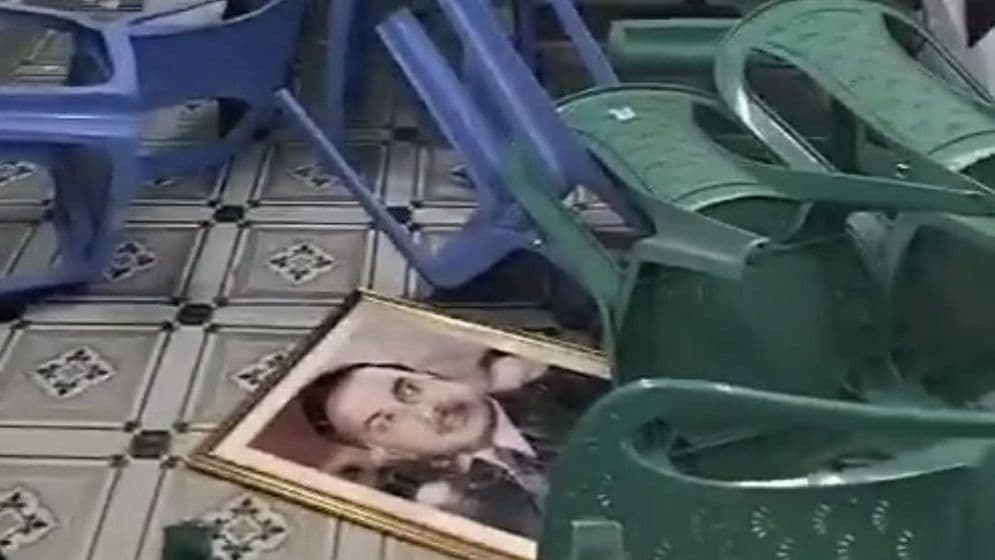 মোহাম্মদপুরে বিএনপি অফিসে হামলা ও ভাঙচুর, ৬ জনের নাম উল্লেখ করে এজাহার image