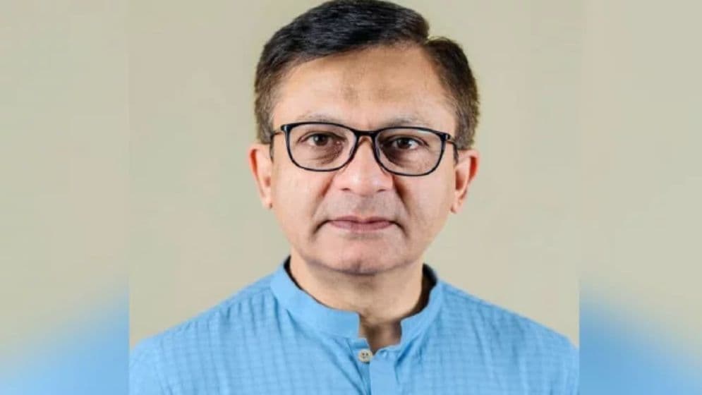 হরমুজ প্রণালী বন্ধ হলেও শঙ্কিত হওয়ার কিছু নেই: বাণিজ্যমন্ত্রীImage