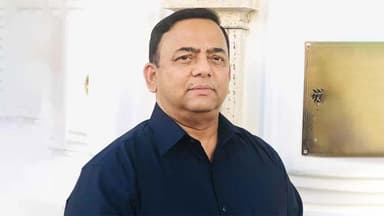 সাবেক আইজিপি বেনজীরের বিরুদ্ধে গ্রেফতারি পরোয়ানা image