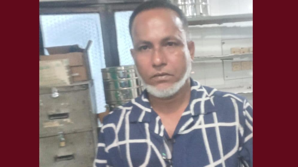 রাজধানীতে বিএনপি নেতা গুলিবিদ্ধ image