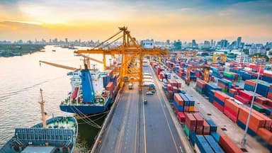 বিপুল ডিজেল নিয়ে চট্টগ্রাম বন্দরে আসছে ৪ জাহাজ image