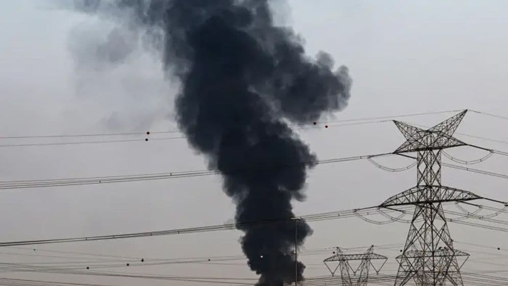 সংযুক্ত আরব আমিরাতে যে কারণে বারবার হামলা ইরানেরImage