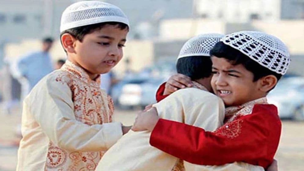 রাজধানীতে কখন কোথায় ঈদ জামাত দেখে নিনImage