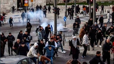 আল আকসায় ঈদের নামাজে মুসল্লিদের ওপর ইসরাইলের হামলা image