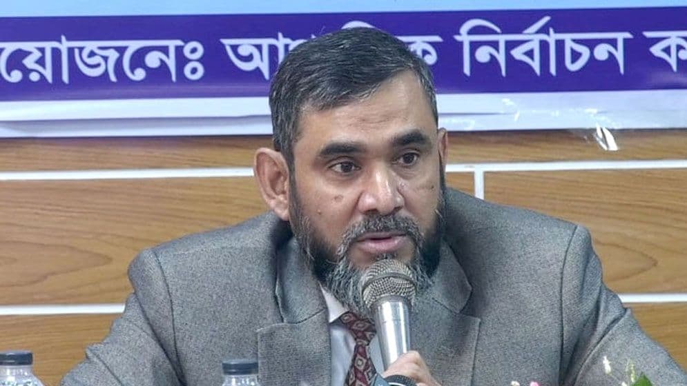 ভোটকেন্দ্রে সাংবাদিক ও পর্যবেক্ষকদের মোবাইল নিতে বাধা নেইImage