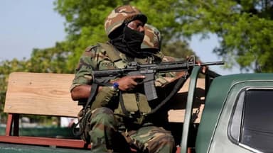 হাইতিতে গ্যাং হামলায় নিহত ৭০ image