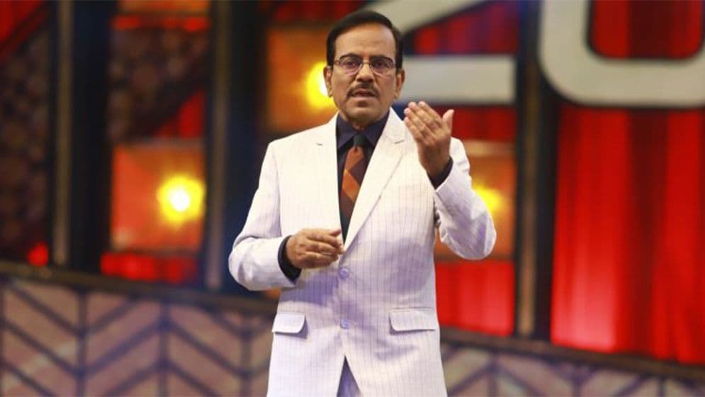 রাতে প্রচারিত হবে হানিফ সংকেতের ‘ইত্যাদি’ image