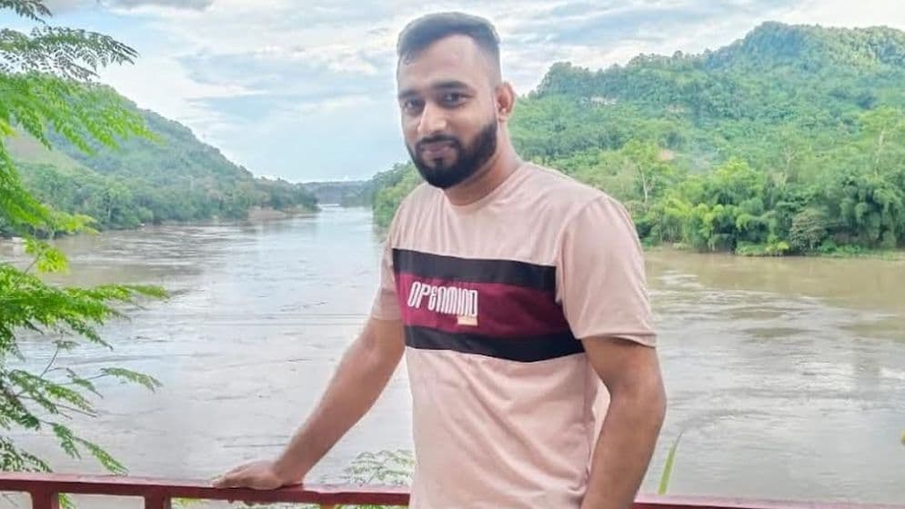 কৃষকদল নেতাকে ডাম্পট্রাক চাপা দিয়ে হত্যার অভিযোগImage