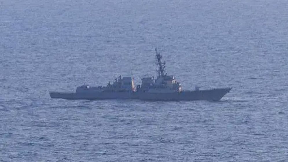 হরমুজ প্রণালিতে নৌ অবরোধে কয়টি জাহাজ ফিরিয়ে দিয়েছে যুক্তরাষ্ট্রImage