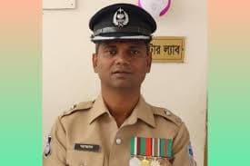 টাকার বিনিময়ে মুক্তি, না দিলে চালান: ওসি আজাদের বিরুদ্ধে মিলল সত্যতা