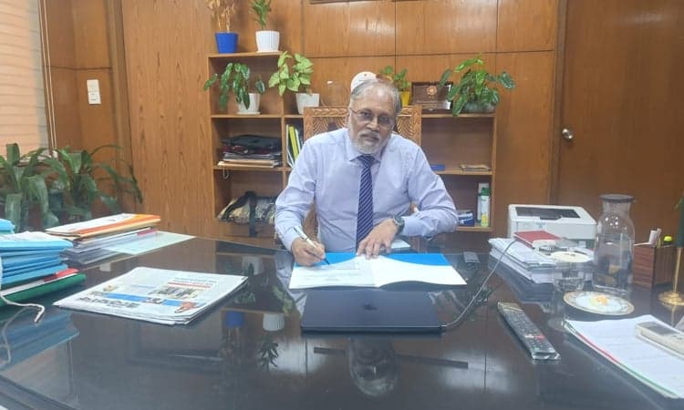 পাবনা মানসিক হাসপাতালের উন্নয়নে ১৩০০ কোটি টাকা চাওয়া হয়েছে: ডা. সায়েদুর রহমানImage