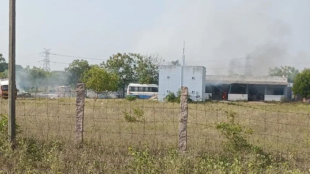 ভারতে বাজি তৈরির কারখানায় বিস্ফোরণে নিহত ২০ image