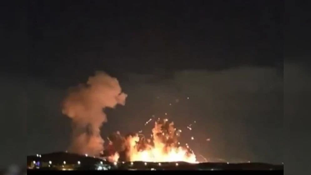 ইসফাহানে ব্যাপক বিস্ফোরণ, ভিডিও শেয়ার করলেন ট্রাম্প