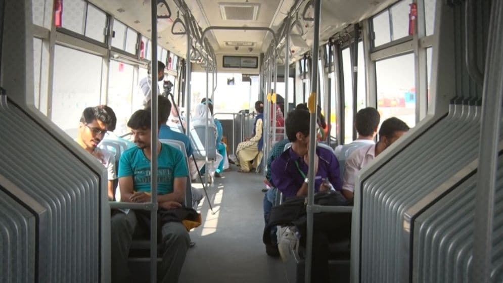 রাজধানীতে বিনামূল্যে গণপরিবহণ সেবা ঘোষণা করল পাকিস্তান