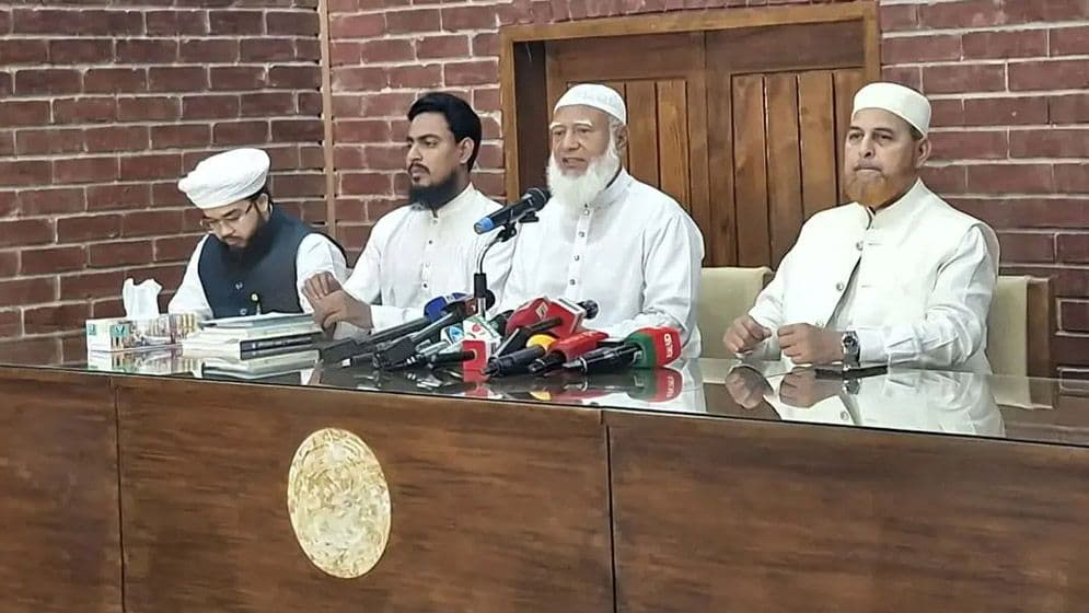 সংবিধান সংস্কারের জন্য জনগণকে সঙ্গে নিয়ে আন্দোলন করব: জামায়াত আমির