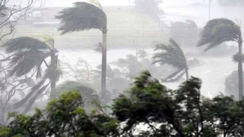 রাতের মধ্যে ৬০ কিমি বেগে ঝড়ের শঙ্কা