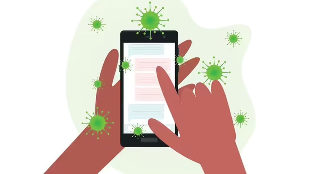 মোবাইলে লেগে থাকা জীবাণু পরিষ্কার করবেন যেভাবেImage