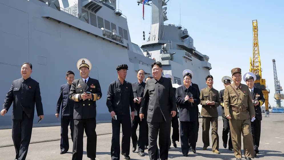 কিমের তদারকিতে ক্রুজ ক্ষেপনাস্ত্র পরীক্ষা চালাল উত্তর কোরিয়া image