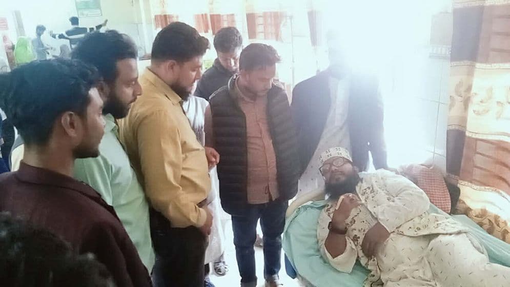 ভোট চাওয়া নিয়ে জামায়াত-বিএনপির সংঘর্ষে আহত ৬