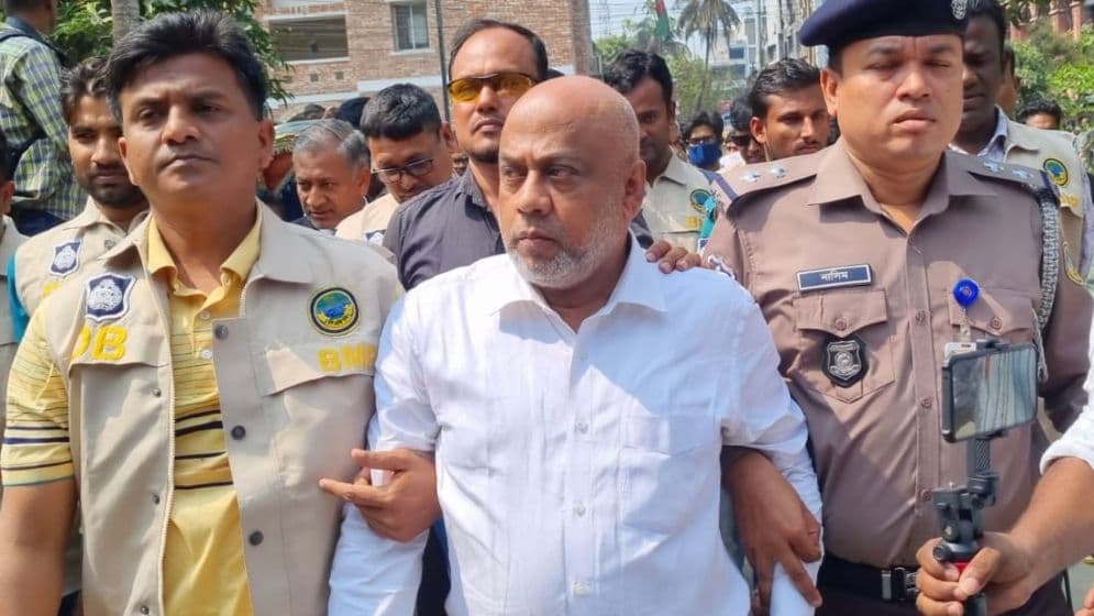 বিএনপি নেতা আইনজীবী সমিতির সভাপতি আটক