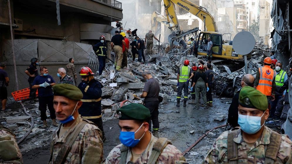 লেবাননে ইসরাইলি হামলায় হিজবুল্লাহ কমান্ডারসহ নিহত ১২Image