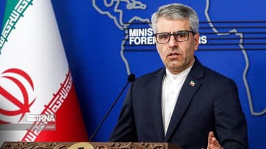 ‘ইরানকে বিভক্ত ও তেল লুটের ছক কষছে যুক্তরাষ্ট্র’ image