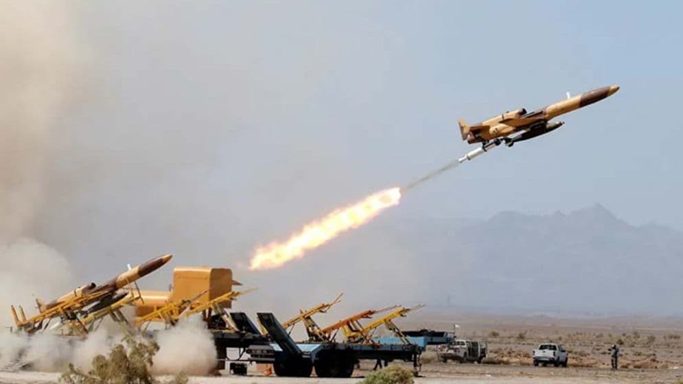 ইসরাইলে একযোগে ক্ষেপণাস্ত্র ছুড়ল ইরান ও লেবানন image