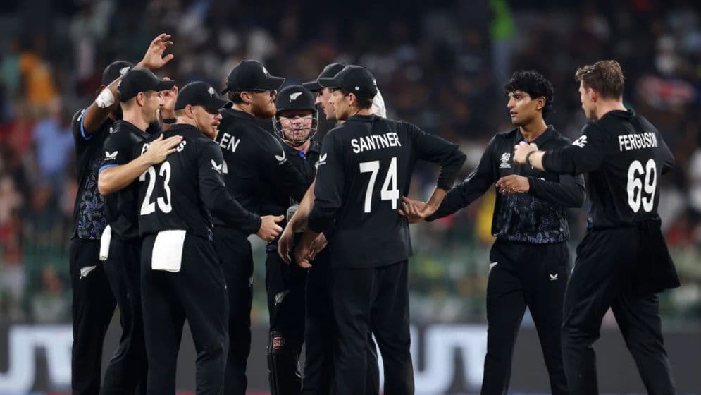 বিদায় পাকিস্তান, সেমিফাইনালে নিউজিল্যান্ড image