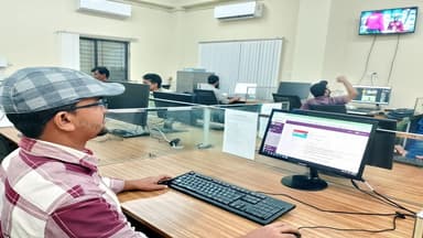 ঈদের ছুটি শেষে কাল খোলা অফিস-­আদালত image