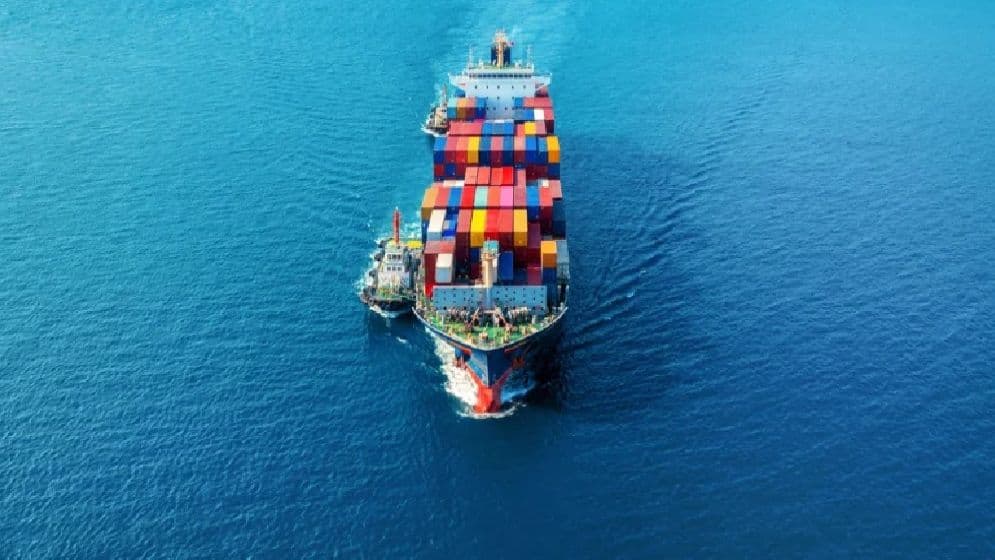 ১২ দিনে চট্টগ্রাম বন্দরে এসেছে ১৬ জ্বালানিবাহী জাহাজ