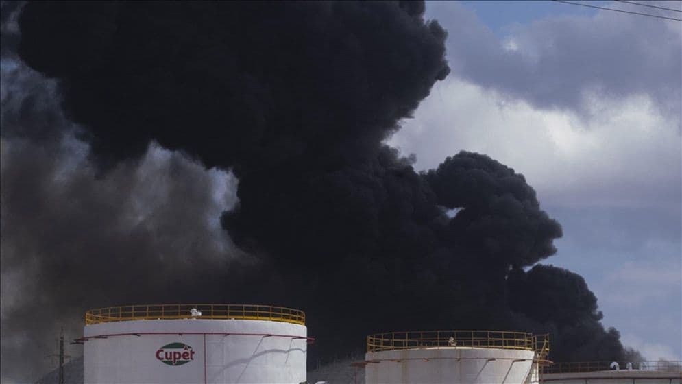 কুয়েত বিমানবন্দরে জ্বালানি ট্যাংকে ড্রোন হামলাImage