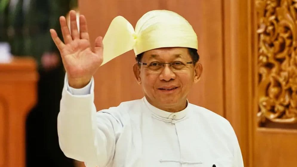 শপথ নিলেন মিয়ানমারের প্রেসিডেন্ট মিন অং হ্লাইং