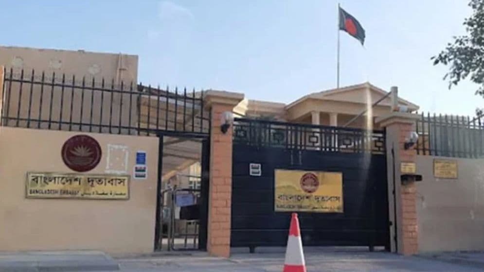 কাতারে আটকে পড়া বাংলাদেশিদের ফেরাতে বিশেষ ফ্লাইট