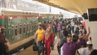 ঈদে ট্রেনের অগ্রিম টিকিট বিক্রির তারিখ ঘোষণা image