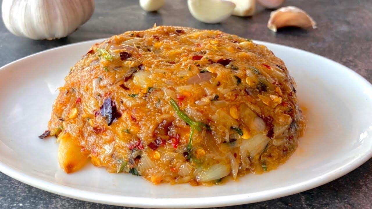রসুনের ভর্তা তৈরির রেসিপি জেনে নিন image