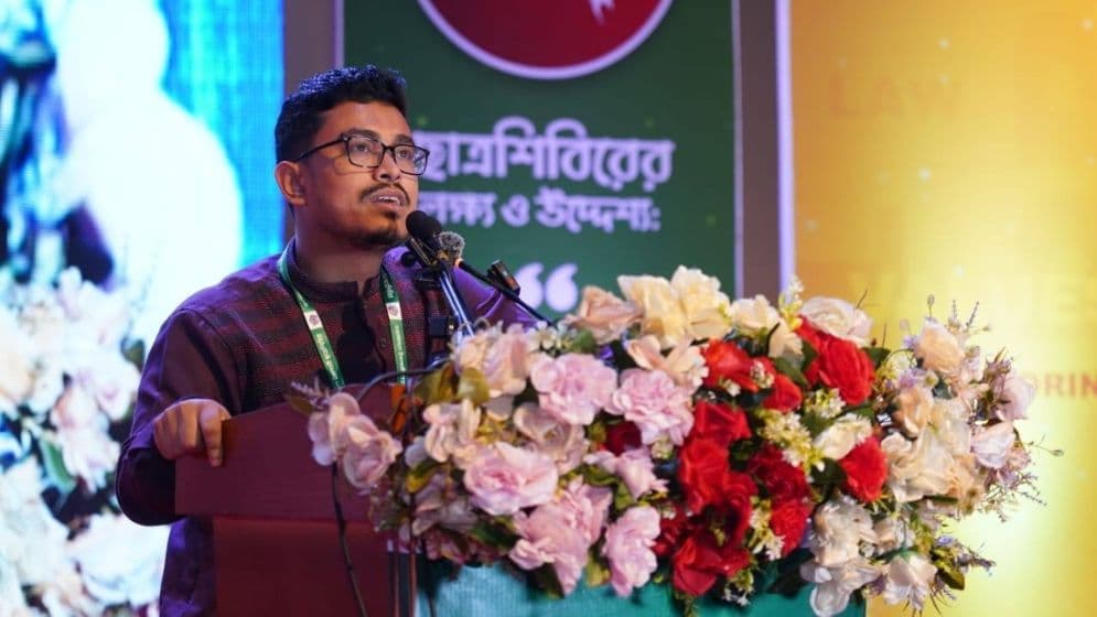 ভোটকেন্দ্রে মোবাইল নিষিদ্ধ করা নব্য ফ্যাসিজম: সাদিক কায়েমImage
