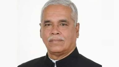 আ.লীগের সাবেক এমপি আটক image